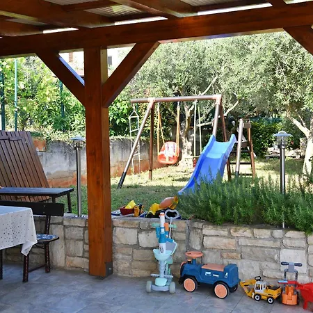 아파트 Vretenar *