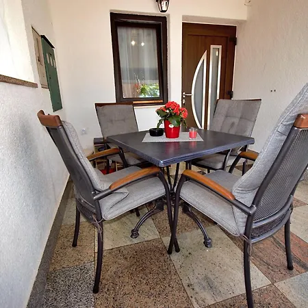 Vretenar * Novigrad Istria