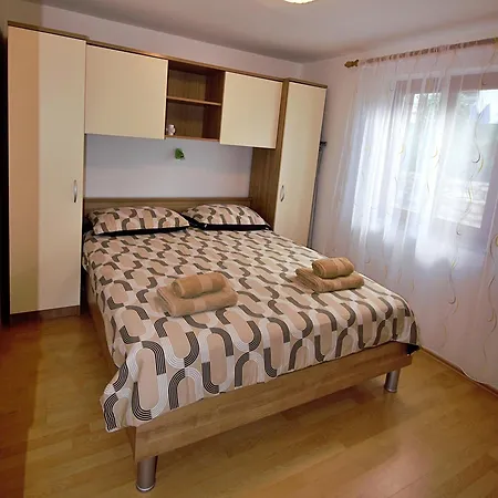 Vretenar * Novigrad Istria