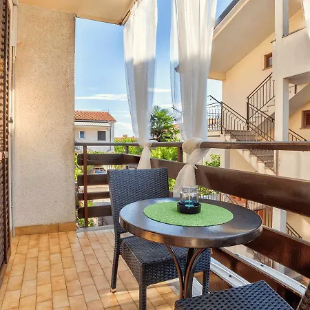 Vretenar Appartamento Novigrad Istria